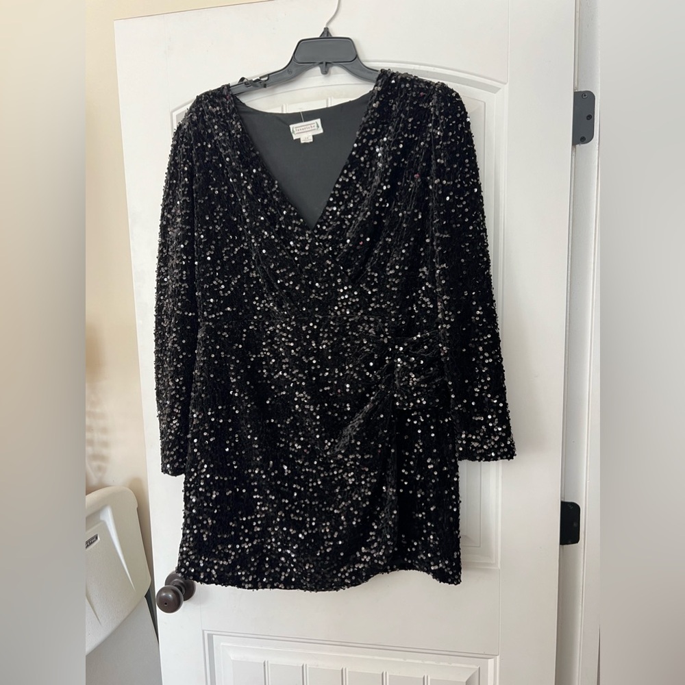 1x black sequin dress impressions reputation Swiftie